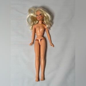 Vintage 1986 Glitter ‘n Gold Jem doll